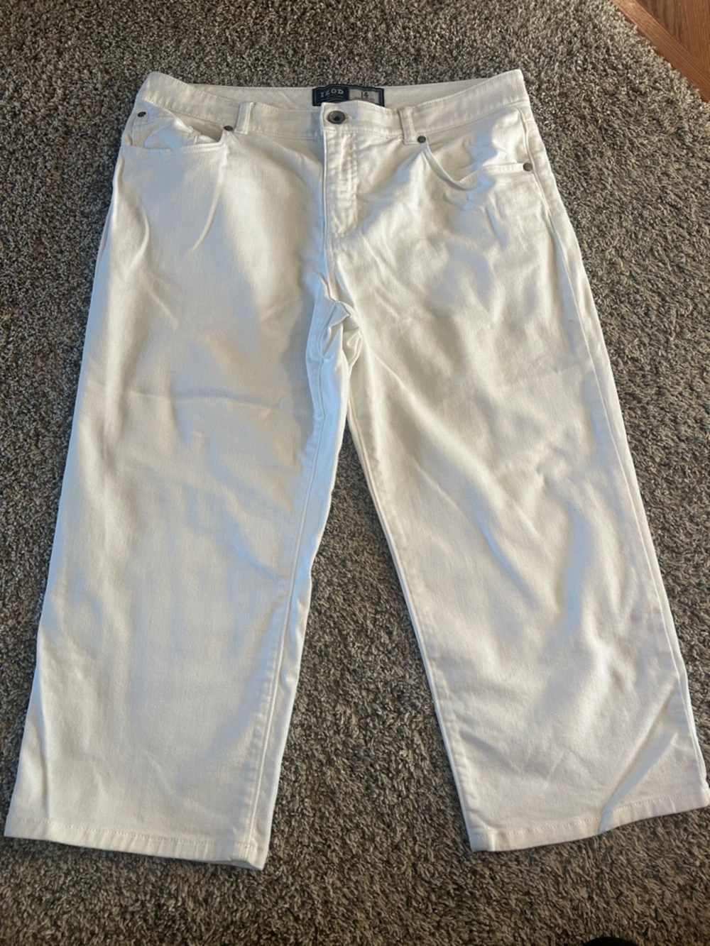 Izod White Relaxed Fit Jeans